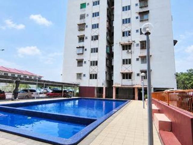 Apartment for sale in Kajang, Langat