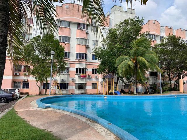 Condominium for sale in Petaling, Alam Impian