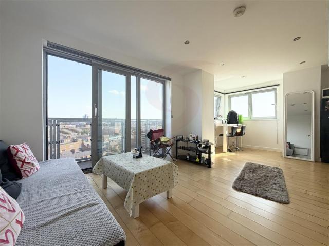 Apartment for rent in St Matthew's, Old Wharf