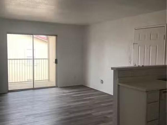 Condo for rent in Fontana