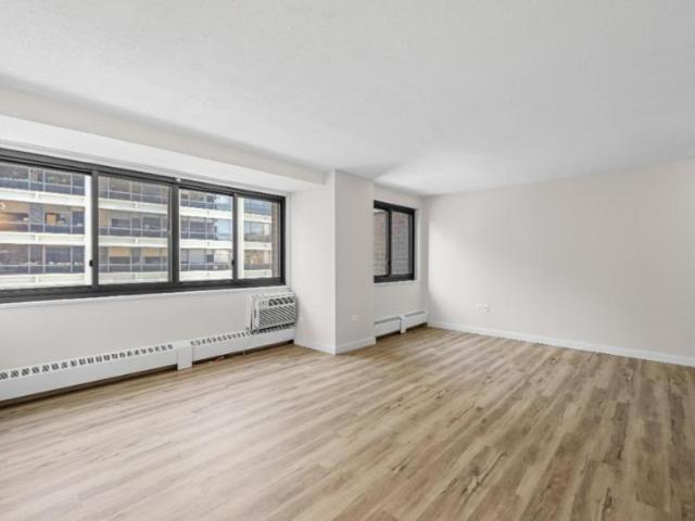 Apartment for sale in Arverne, New York
