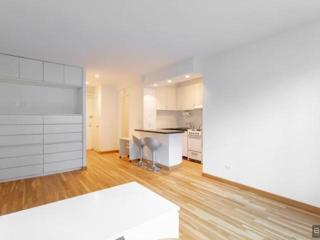 Apartment for sale in Arverne, New York
