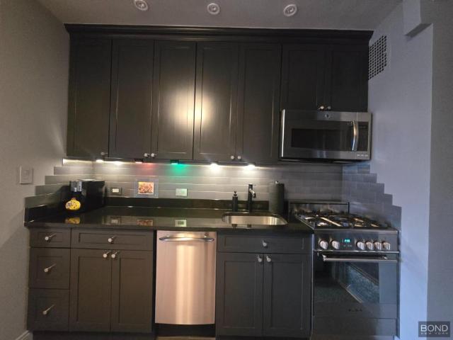 Apartment for sale in Arverne, New York