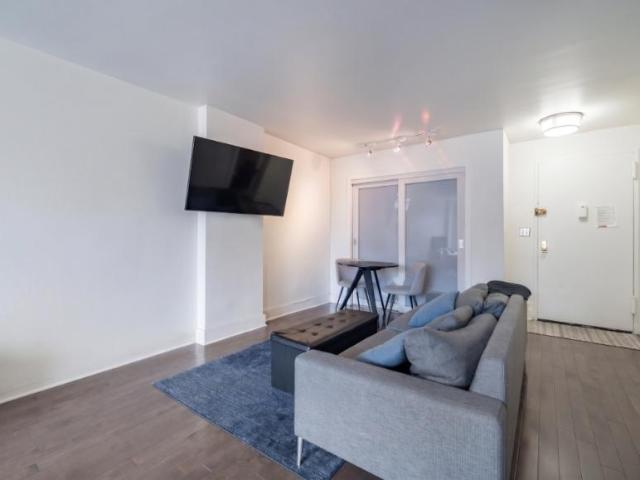 Apartment for sale in Arverne, New York