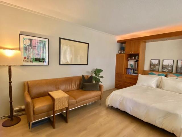 Apartment for sale in Arverne, New York