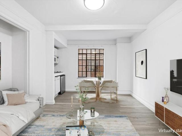 Apartment for sale in Arverne, New York