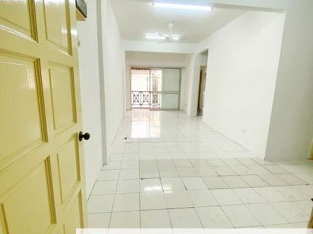 Flat for sale in Nilai, Negeri Sembilan