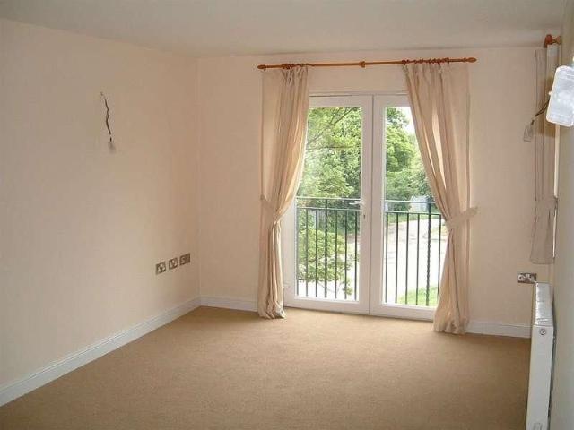 Apartment for rent in Sheffield Lane Top, Firth Park