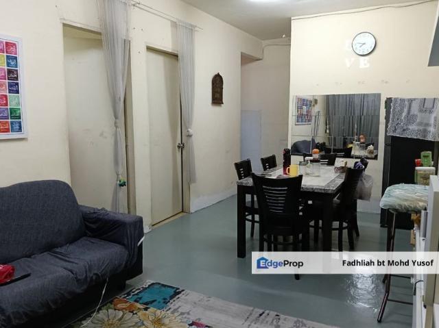 Flat for sale in Kajang, Langat