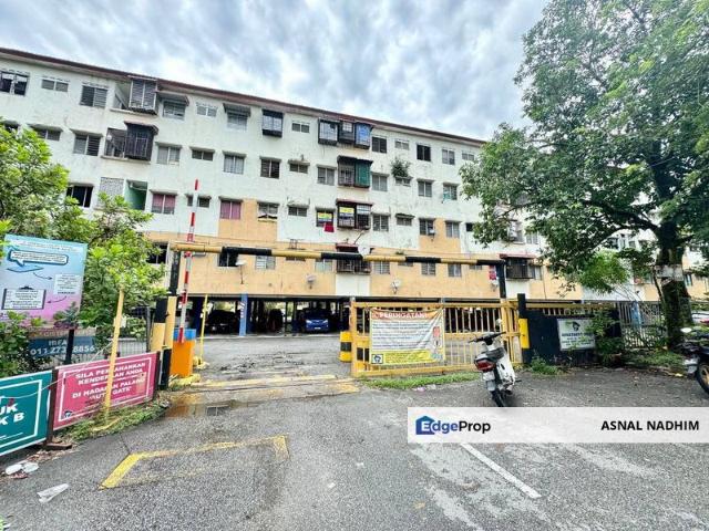 Flat for sale in Kajang, Langat