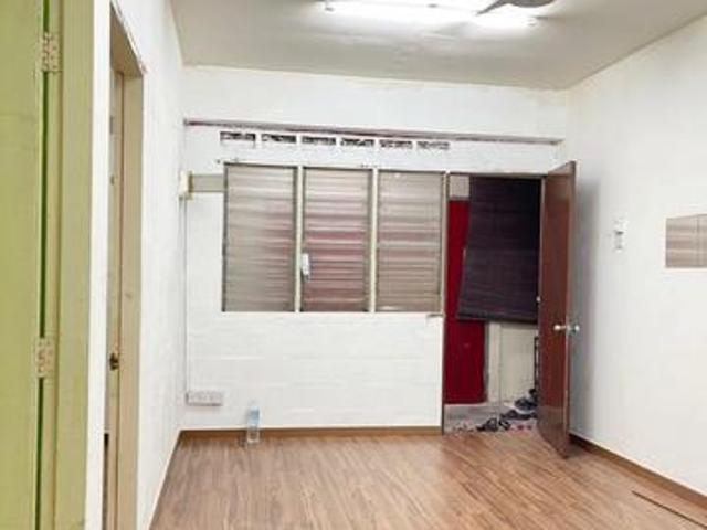 Apartment for sale in Kajang, Langat