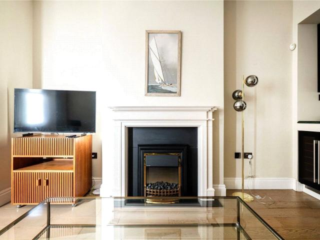 Apartment for rent in Chelsea, Greater London