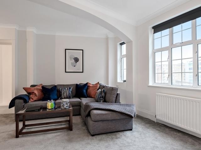 Apartment for rent in St. John's Wood, Greater London