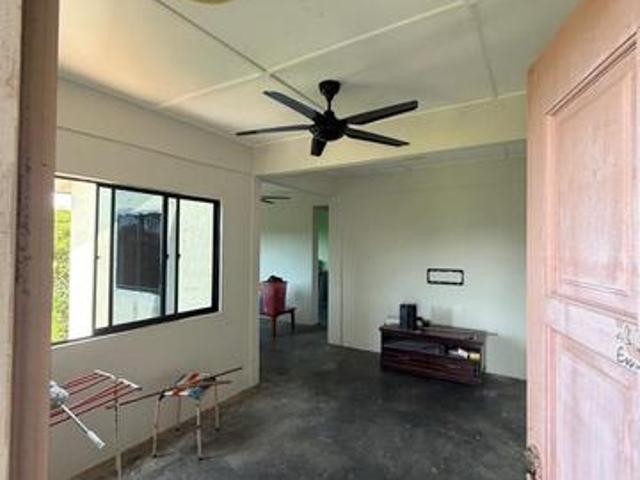 Apartment for sale in Malaka