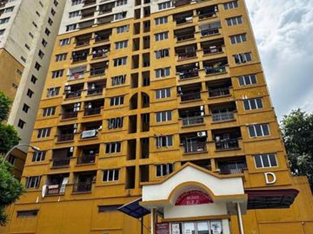 Apartment for sale in Petaling, Damansara Damai