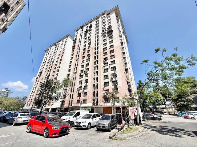 Condominium for sale in Petaling, Damansara Damai