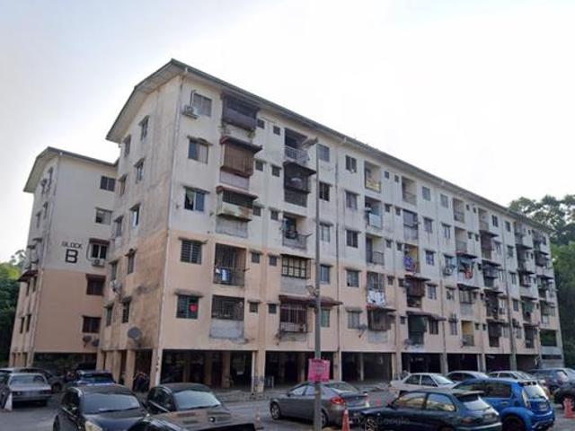 Flat for sale in Selayang, Selangor