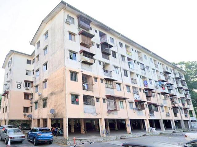 Flat for sale in Selayang, Selangor