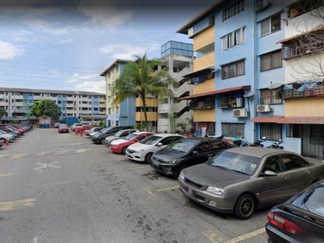 Apartment for sale in Shah Alam, Petaling