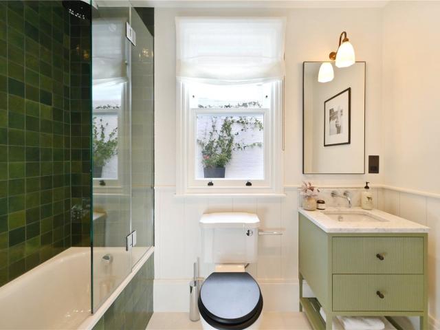 Apartment for rent in North Kensington, Greater London