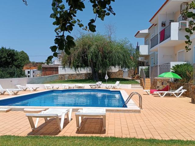 Apartamento alugar em Albufeira e Olhos de Água, Albufeira