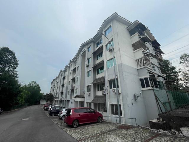 Apartment for sale in Sendayan Village, Negeri Sembilan