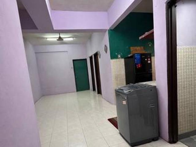 Flat for sale in Kajang, Langat