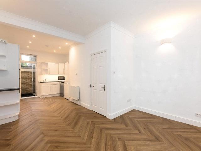 Apartment for rent in London Borough of Wandsworth, Greater London