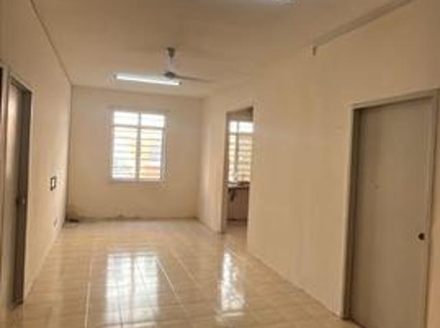 Apartment for sale in Sendayan Village, Negeri Sembilan