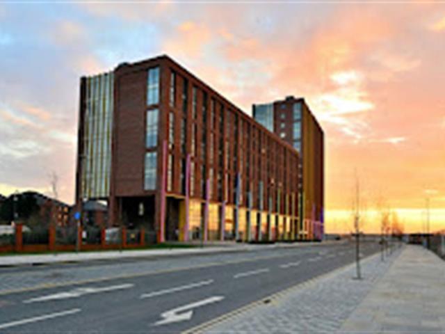 Apartment for rent in Calderstones, Wirral