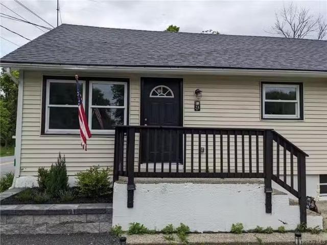 Condo for rent in Monroe