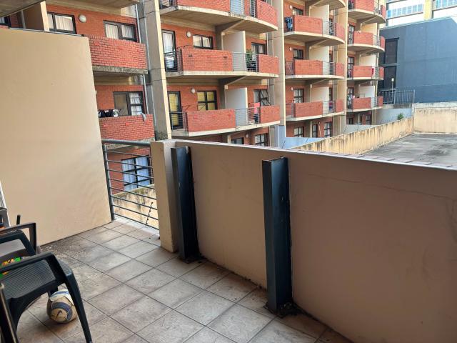Apartment for rent in Cottesloe, Johannesburg