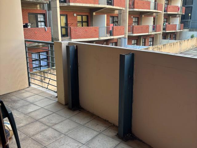 Apartment for rent in Cottesloe, Johannesburg
