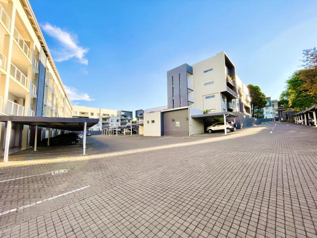 Apartment for rent in Atholl Gardens, Sandton