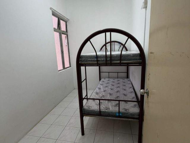 Room for rent in Petaling, Alam Impian