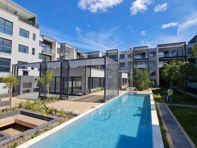 Apartment for rent in City Of Johannesburg Metro, Rosebank
