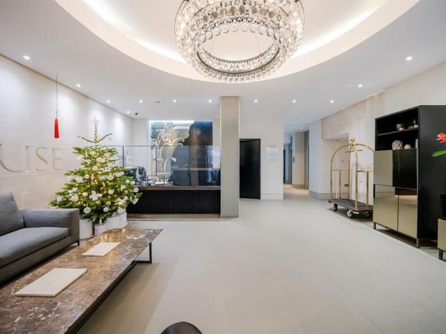Apartment for rent in Lyons, Greater London