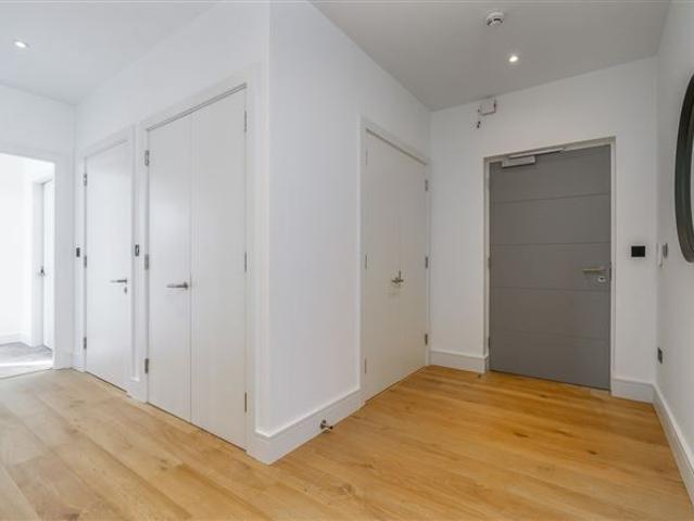 Apartment to rent in Bluebell, North Tipperary