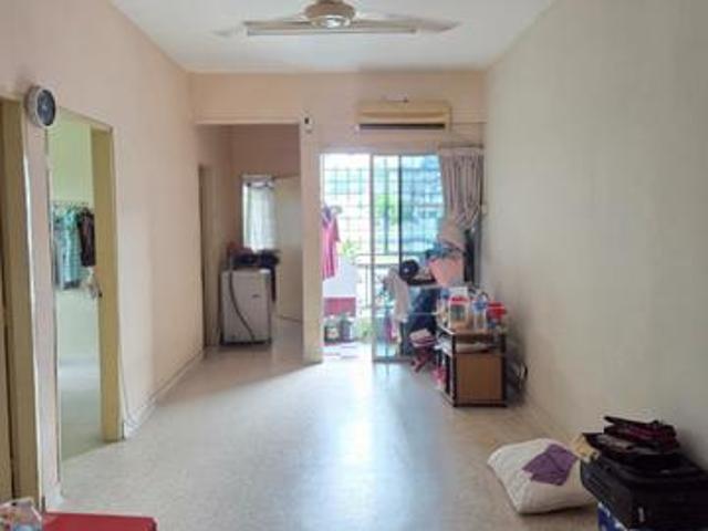 Apartment for sale in Kajang, Langat