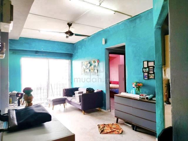 Apartment for sale in Country Heights Damansara, Kuala Lumpur