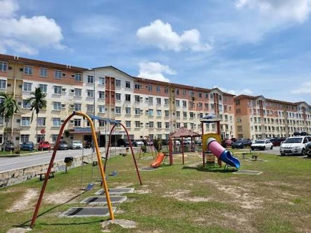 Apartment for sale in Sendayan Village, Negeri Sembilan