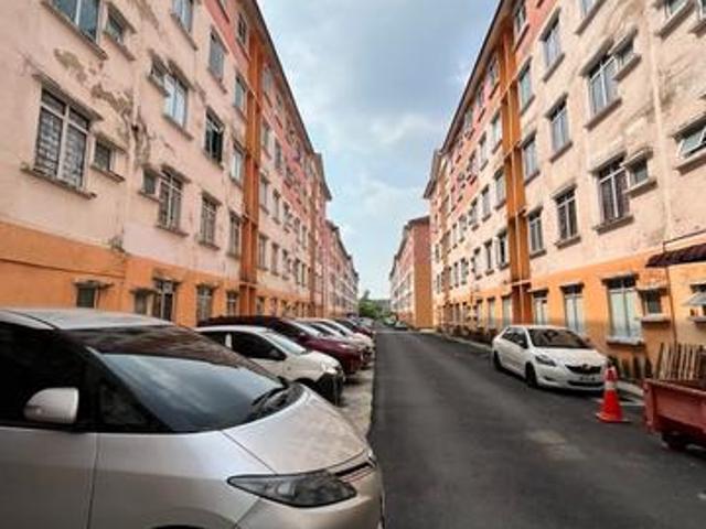 Apartment for sale in Sendayan Village, Negeri Sembilan