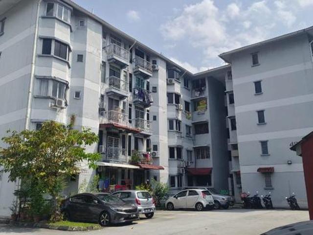 Apartment for sale in Country Heights Damansara, Kuala Lumpur