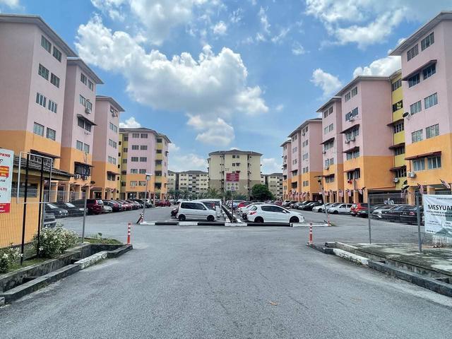 Apartment for sale in Kajang, Langat
