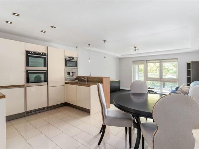 Apartment to rent in Bluebell, North Tipperary