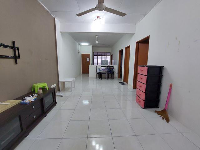 Apartment for sale in Tanjong Sepat, Selangor