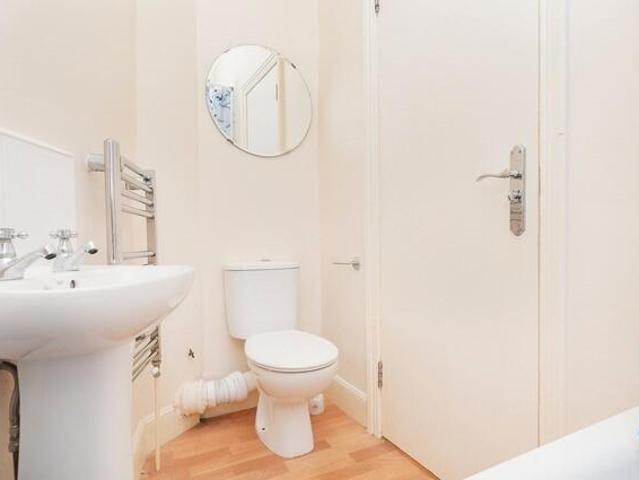Apartment for rent in Newington, Scotland