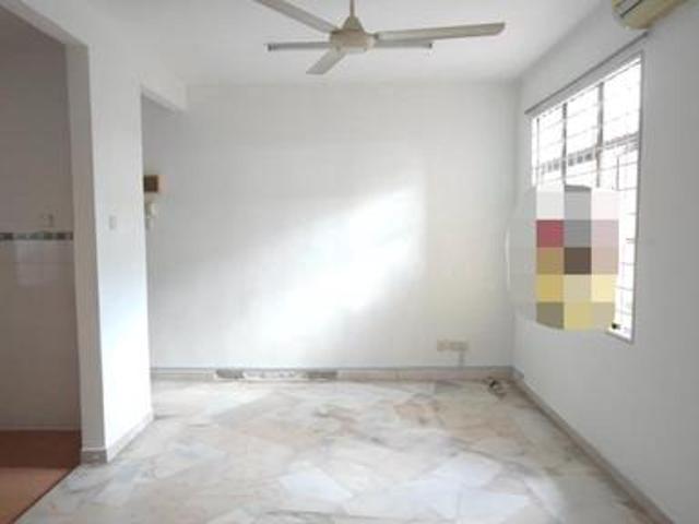 Apartment for sale in Petaling, Damansara Damai