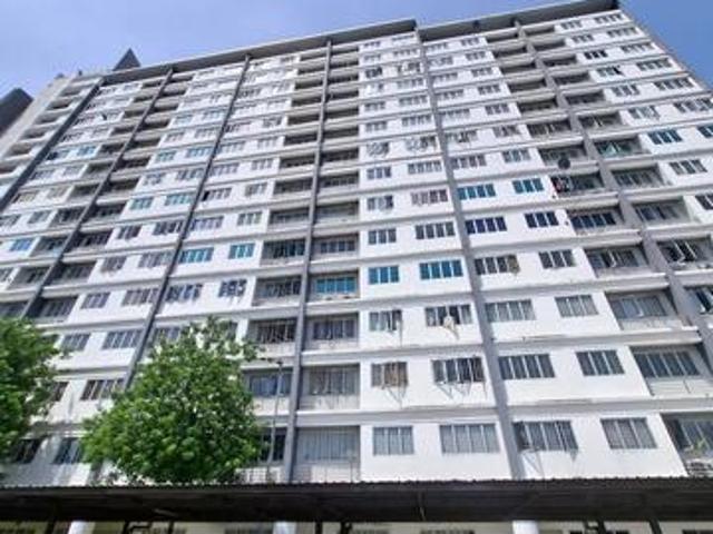 Apartment for sale in Petaling, Damansara Damai