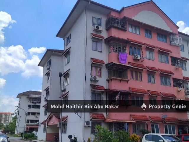 Apartment for sale in Langat, Selangor